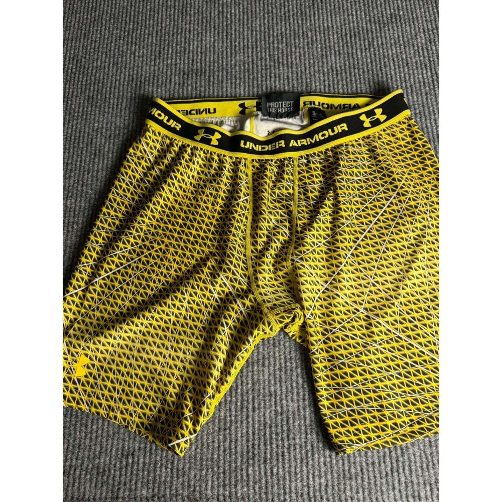 Under Armour HeatGear Compression Shorts Men’s 2XL Yellow Geometric Pattern
